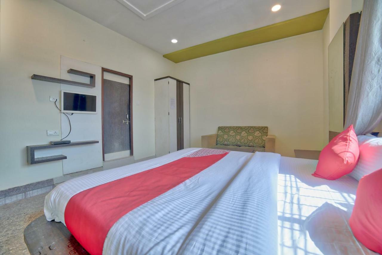 Oyo 35538 Hotel Risha Chandrapur Εξωτερικό φωτογραφία