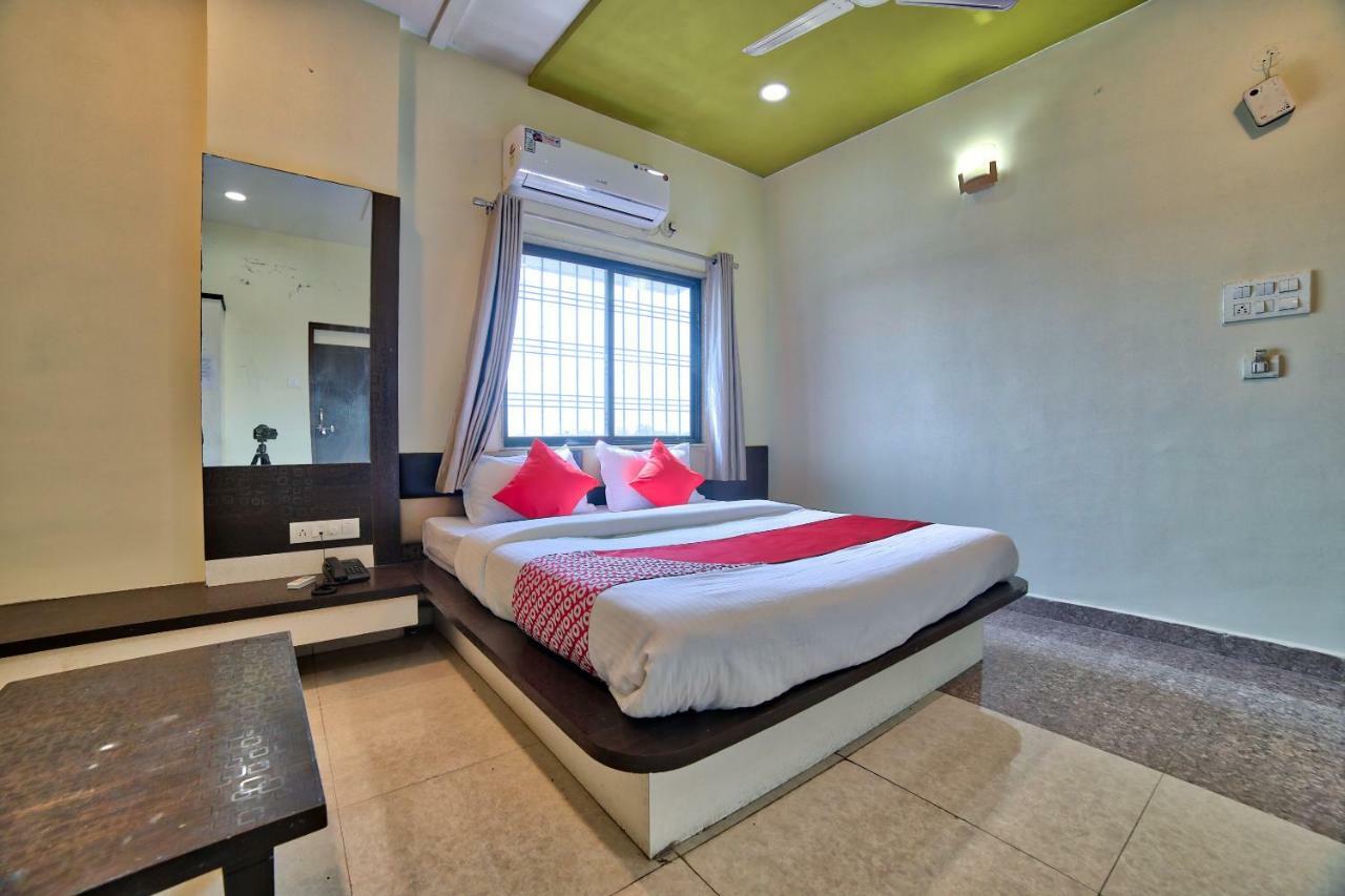 Oyo 35538 Hotel Risha Chandrapur Εξωτερικό φωτογραφία