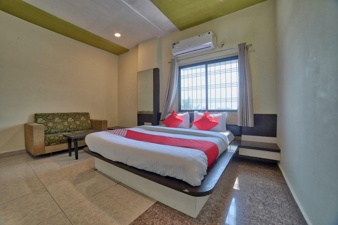 Oyo 35538 Hotel Risha Chandrapur Εξωτερικό φωτογραφία