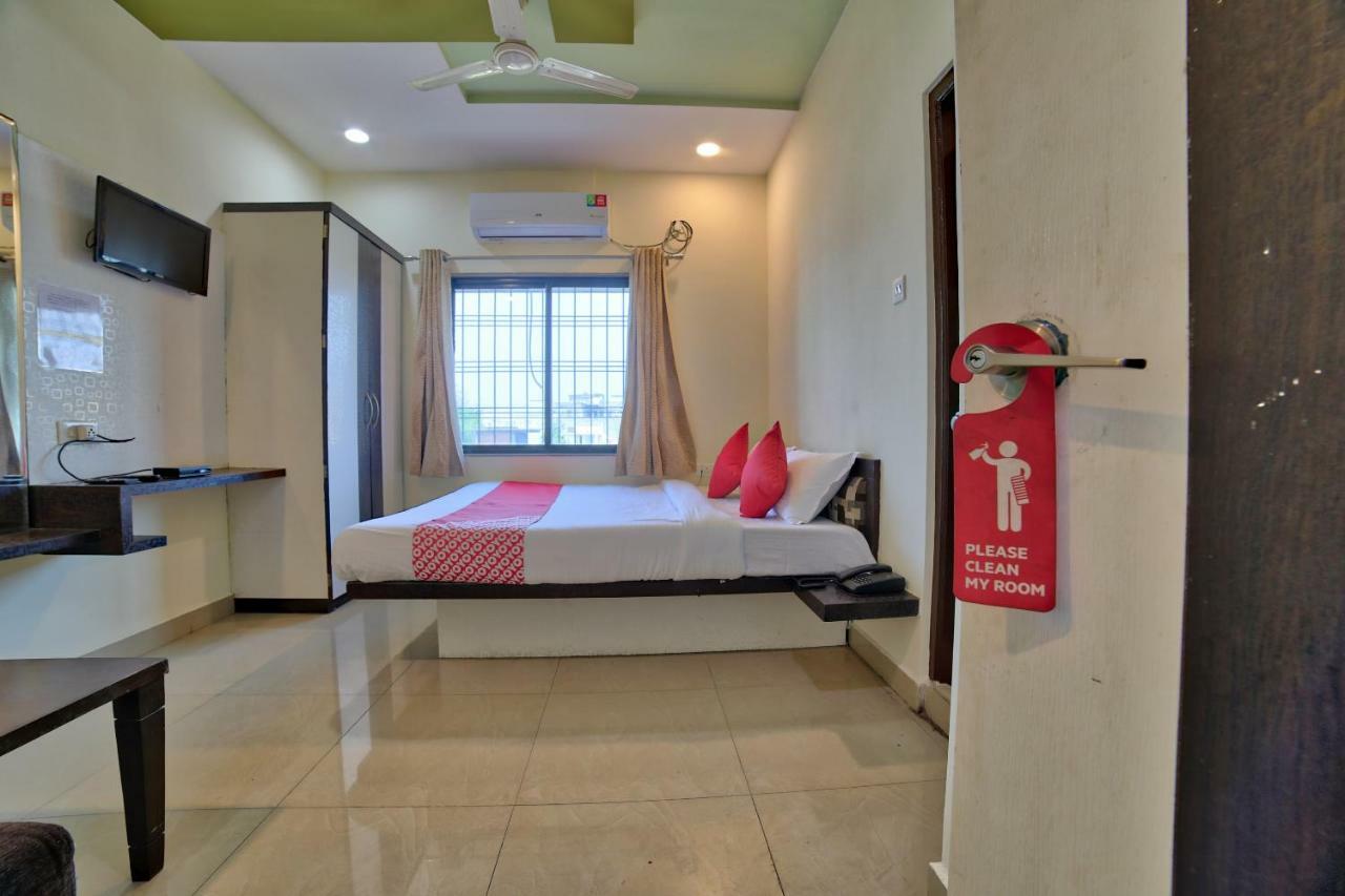 Oyo 35538 Hotel Risha Chandrapur Εξωτερικό φωτογραφία